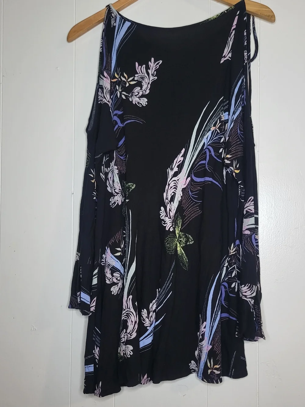 Free People Black Floral Cold-Shoulder Tunic - Picture 11 of 13